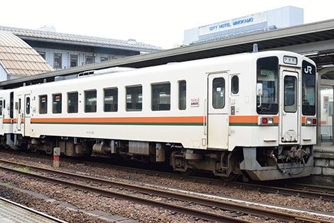 キハ11-101
