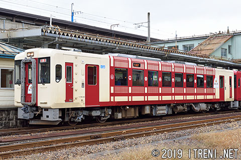 キハ110-235