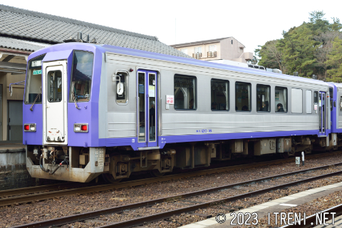キハ120 16