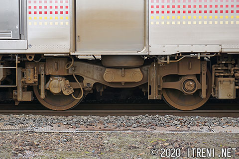TR270台車