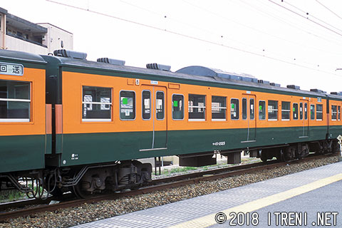 サハ111-2025
