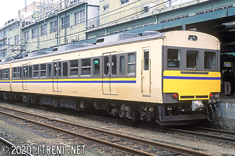 クモハ113-3801