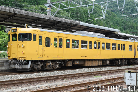 クモハ115-1544