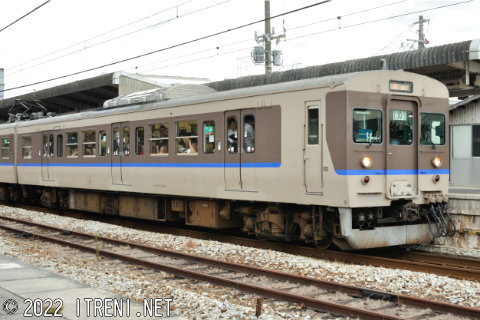 クモハ115-1663