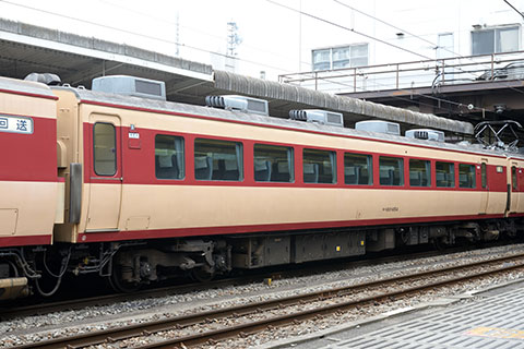 モハ183-1054