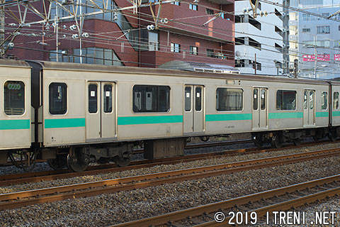 モハ208-1002