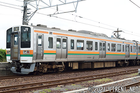 クモハ211-2