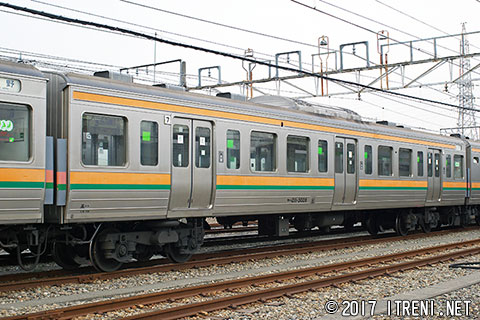 サハ211-3028