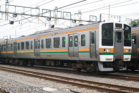 クハ210-3025