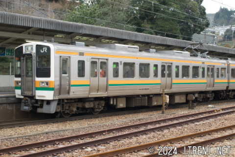 クモハ211-5030