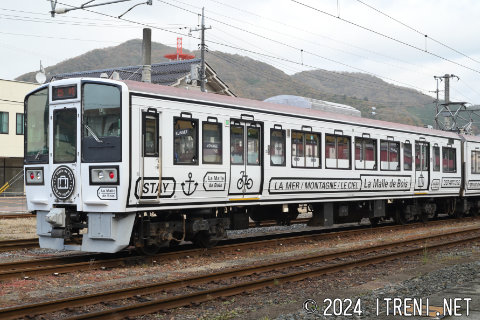 クロ212-7004