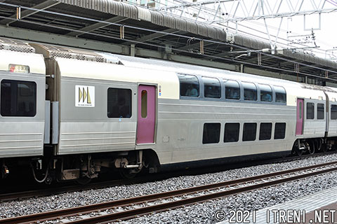サハ215-1