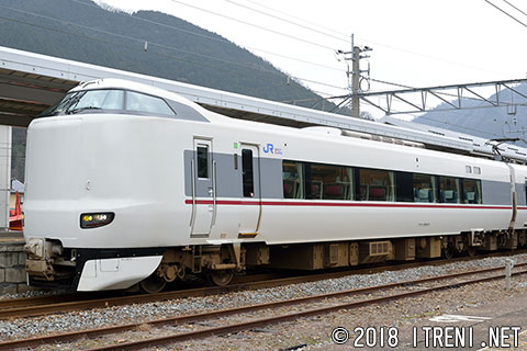 クモロハ286-5