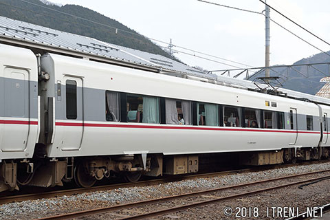 サハ288-2201