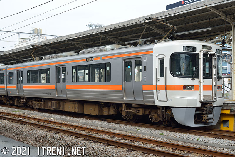 クモハ313-2352