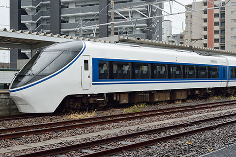 クモハ371-1