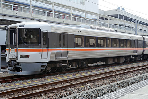 クハ372-5