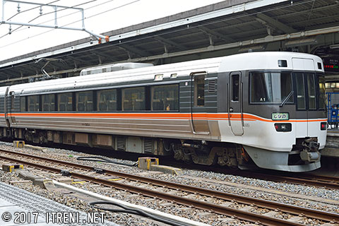 クモハ383-1