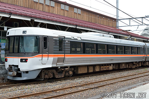 クモハ383-11