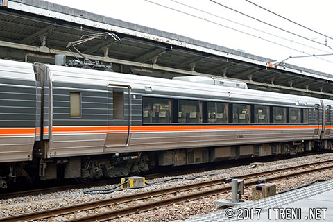 モハ383-1