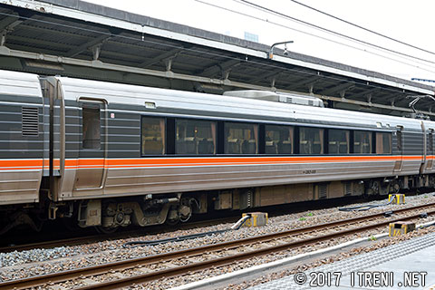 サハ383-105