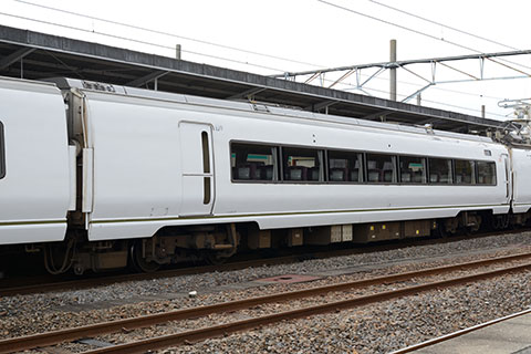 モハ651-107