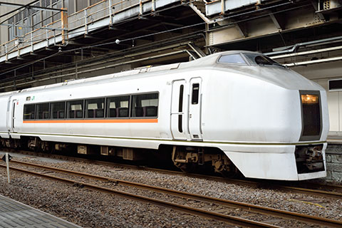 クハ651-1001
