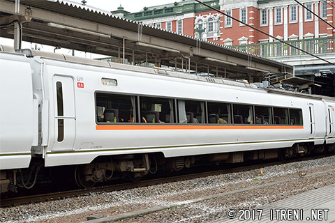 モハ650-1102