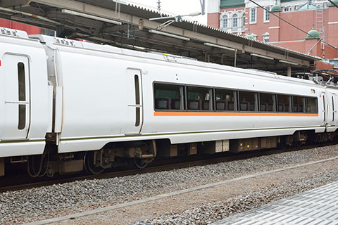 モハ651-1009