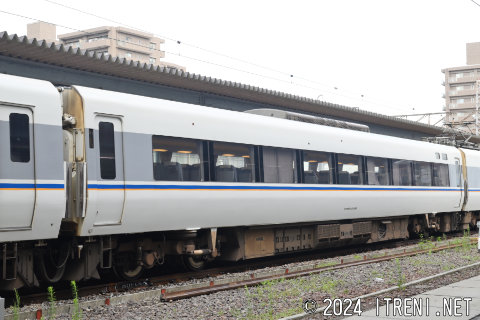 モハ681-2002