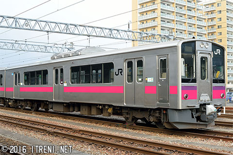 クハ700-1