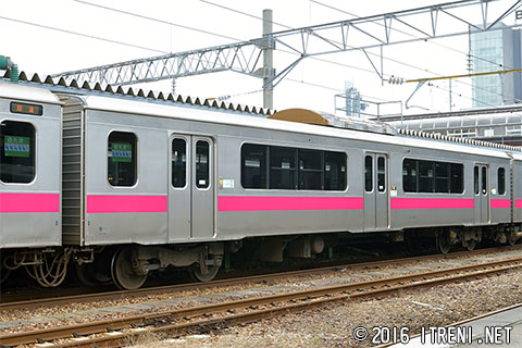 サハ701-1