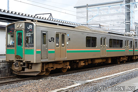 クハ700-5007