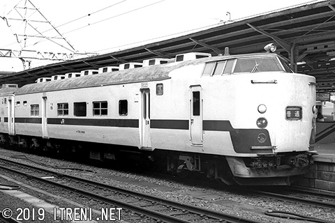 クハ715-1004