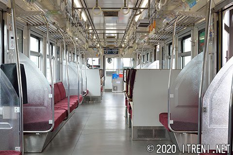 7204車内
