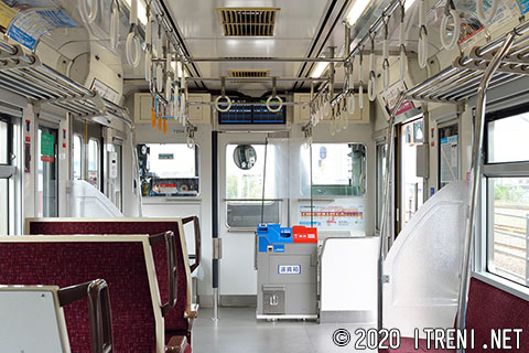 7204車内