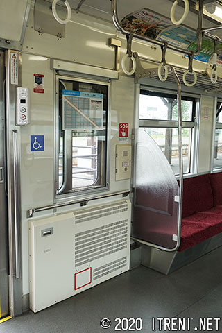 7204車内