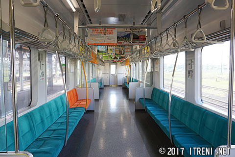 クハ733-116車内