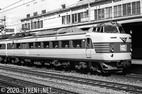 クハ780-901