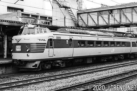 クモハ781-4