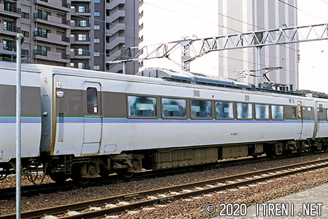 サハ780-7