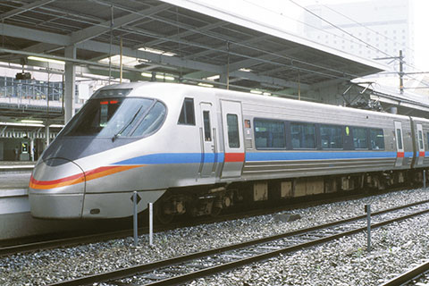 8002