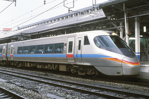 8501