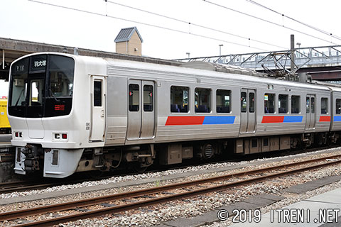 クモハ810-110