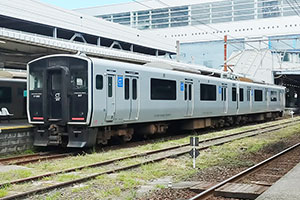 クハ816-502他