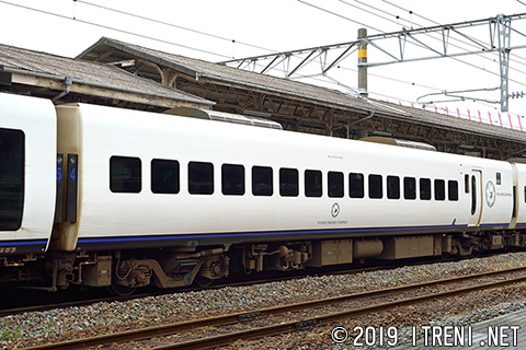 サハ885-403