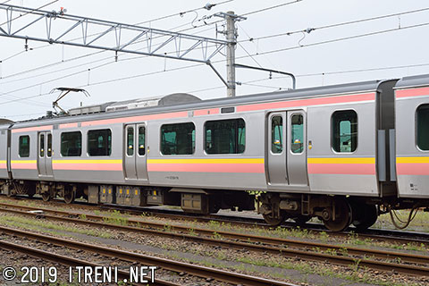 モハE129-18