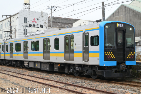 クハE130-1001