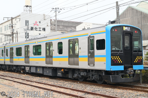 クハE130-1081