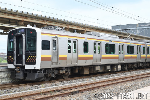 クモハE131-682